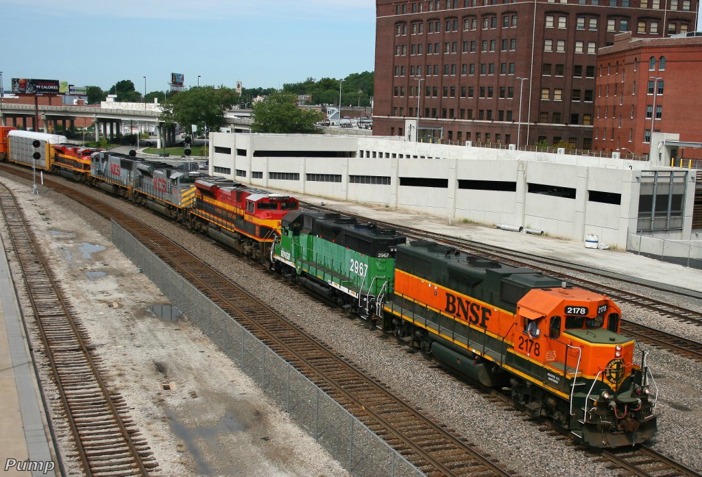 Eastbound BNSF Yard Job Train